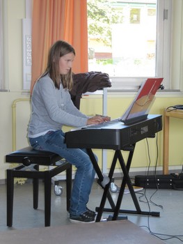 Buehnefrei34004.jpg